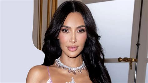 did kim kardashian get a boob reduction